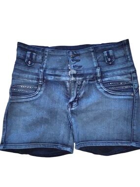 DIVASTAR SHORTS